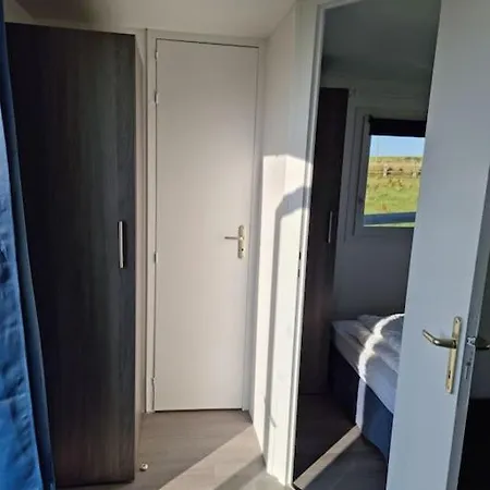 Vue Mer, Terrasse, Nature, Poney A Disposition 샬레 *